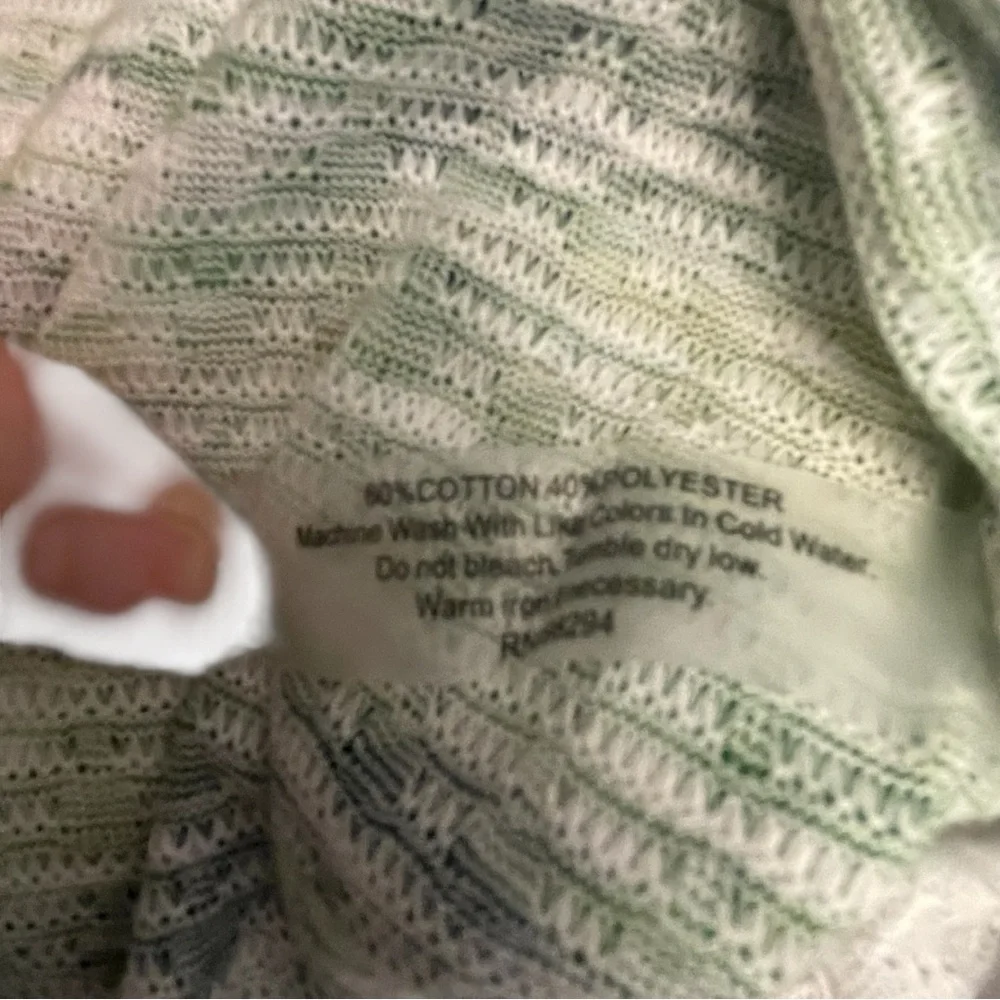 Onque Casuals Tropical Parot top - Picture 5 of 5